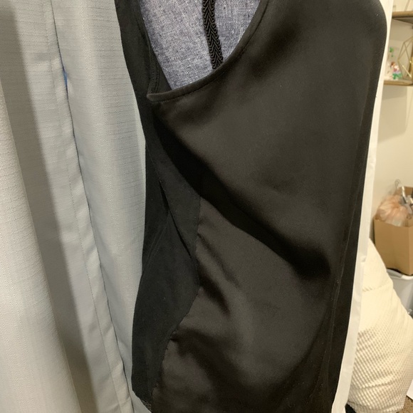 Ann Taylor Shell - Picture 2 of 3